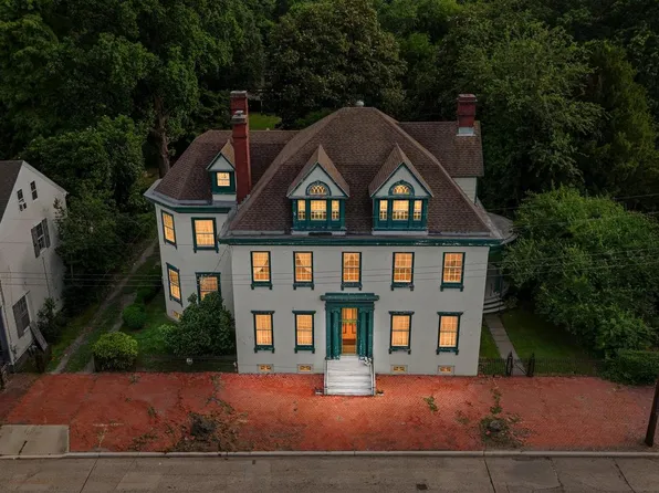 99 W Broadway, Salem, NJ 08079