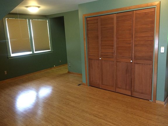 Master bedroom, bamboo floor
