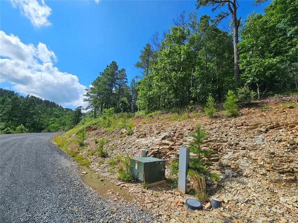 635 Virginia Pine Place, Broken Bow, OK 74728