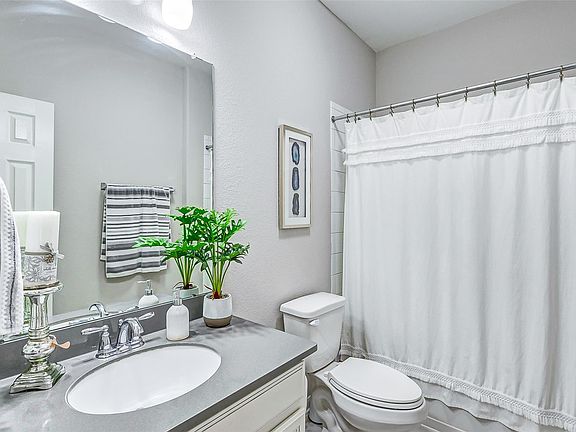 5th image of 2110 Falcon Brook Dr