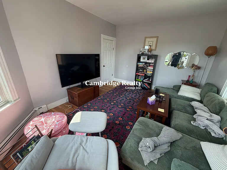9-11 Houghton St #3 — Photo 7