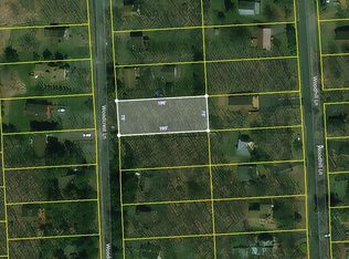 25 Woodcrest Ln, Lake Ariel, PA 18436