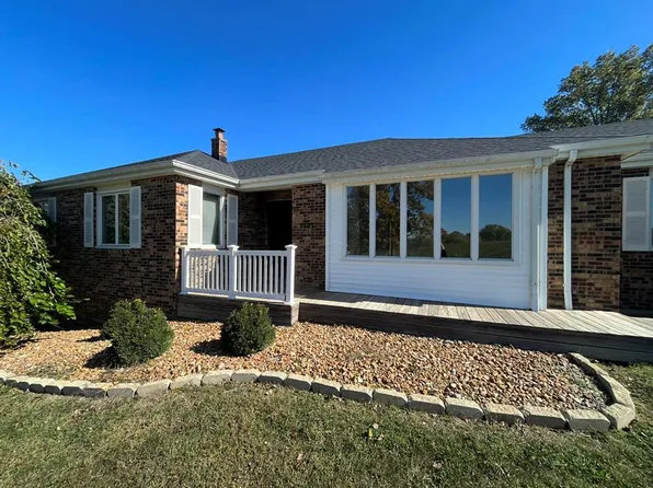 23830 Lujuan Dr, Milan, MO 63556