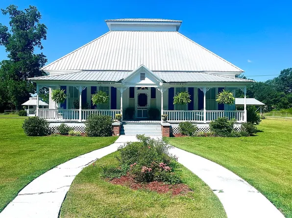 202 S Autauga St, Autaugaville, AL 36003