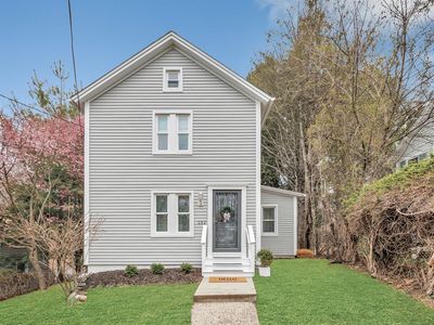 132 Pequot Ave, Southport, CT, 06890