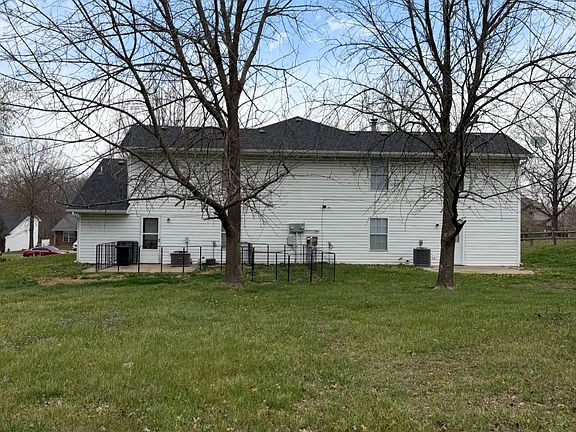 4th image of 1348 S Louisville Dr