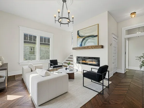 409 N Oak St, Springfield, TN 37172