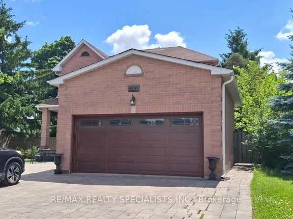 3012 Dalehurst Dr #Basement, Mississauga, ON L5N 6M8