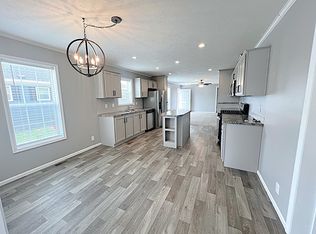 5338 Coventry Dr, Holly, MI 48442