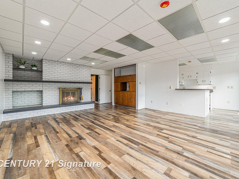 16th image of this home