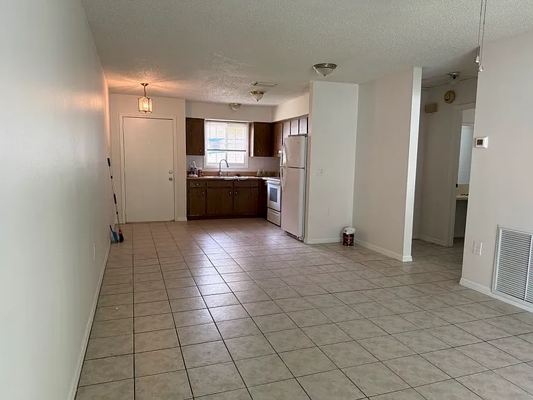 10308 Tillery Rd — Photo 2