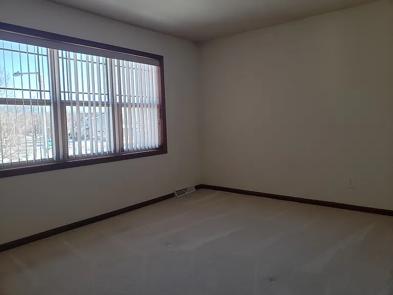 3718 Stonebridge Dr — Photo 18