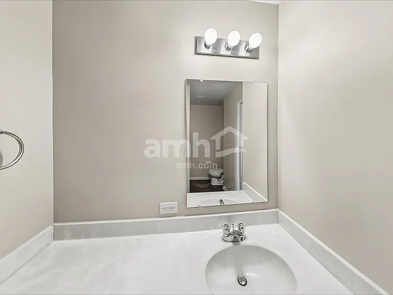 7266 Rondeau Dr — Photo 14