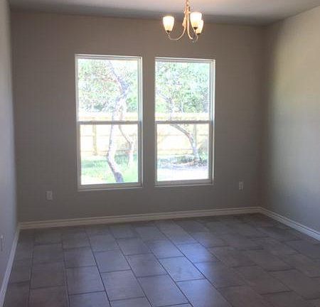 5th image of 9401 Sedalia Trl #Q0c3rn