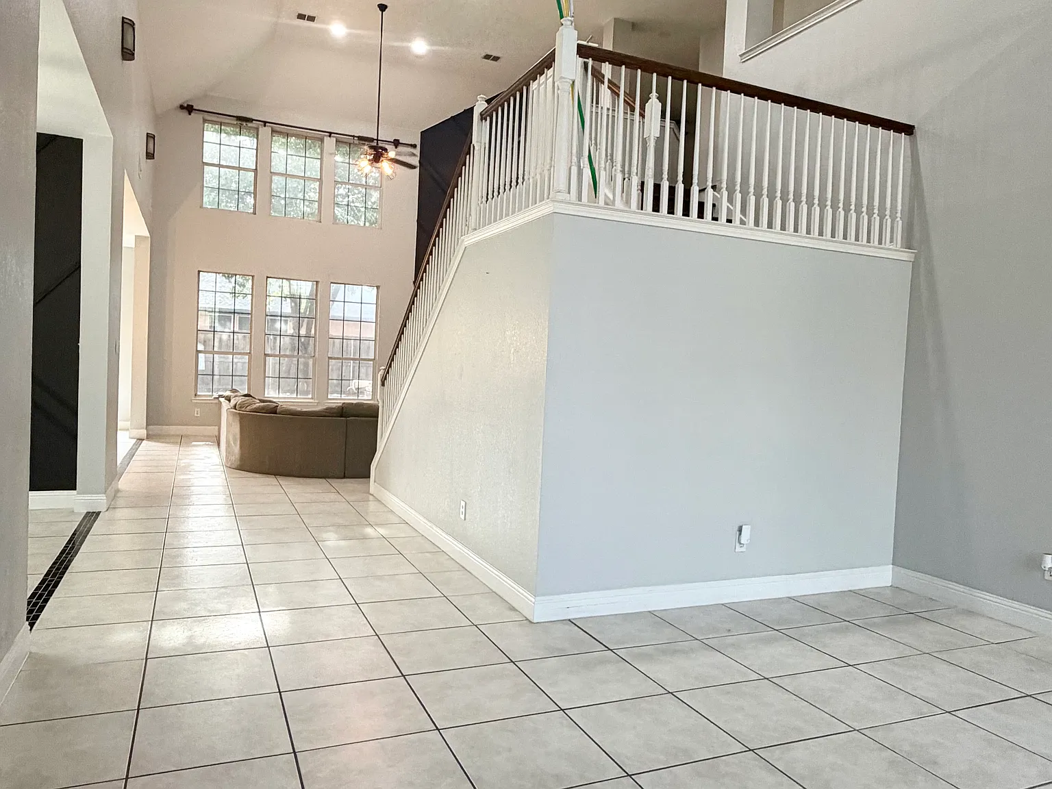 4 bed, 3149 sqft, $2,845 — Photo 3