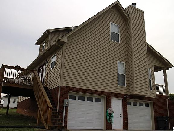 3rd image of 1150 McIntosh Ln