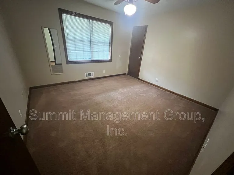 916 Curry Cir SE — Photo 25