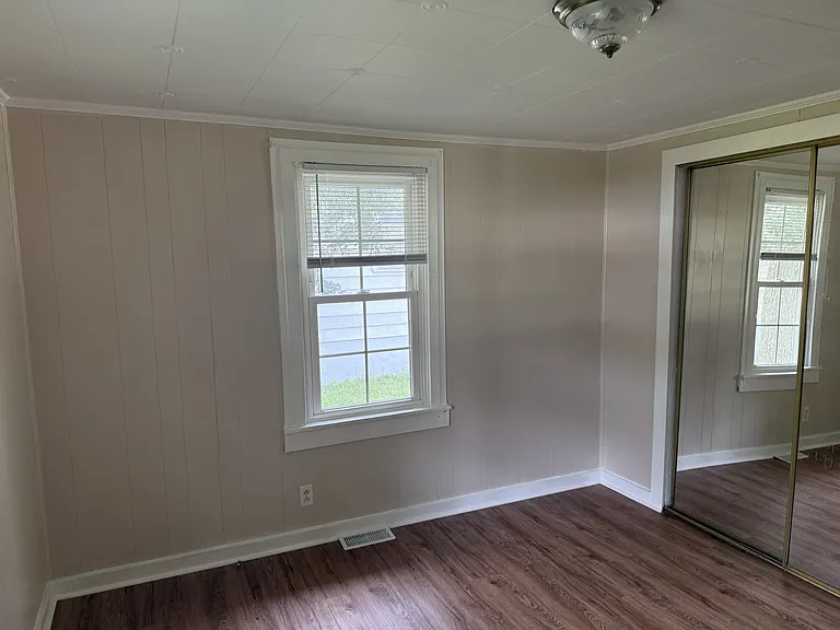 2306 Bay St #1 — Photo 10