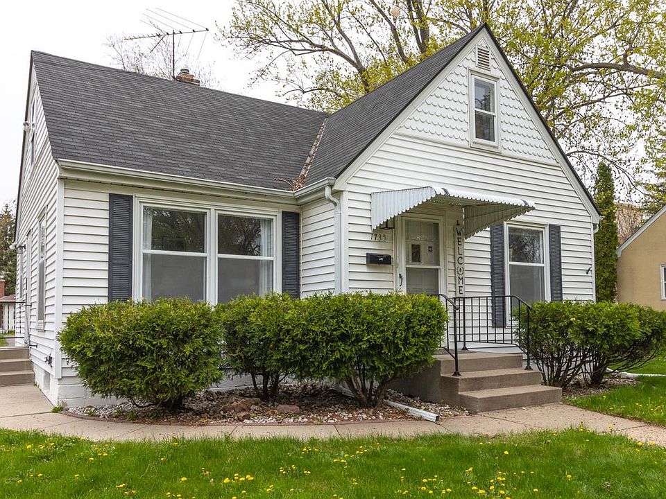 1st image of 1735 Rose Ave E