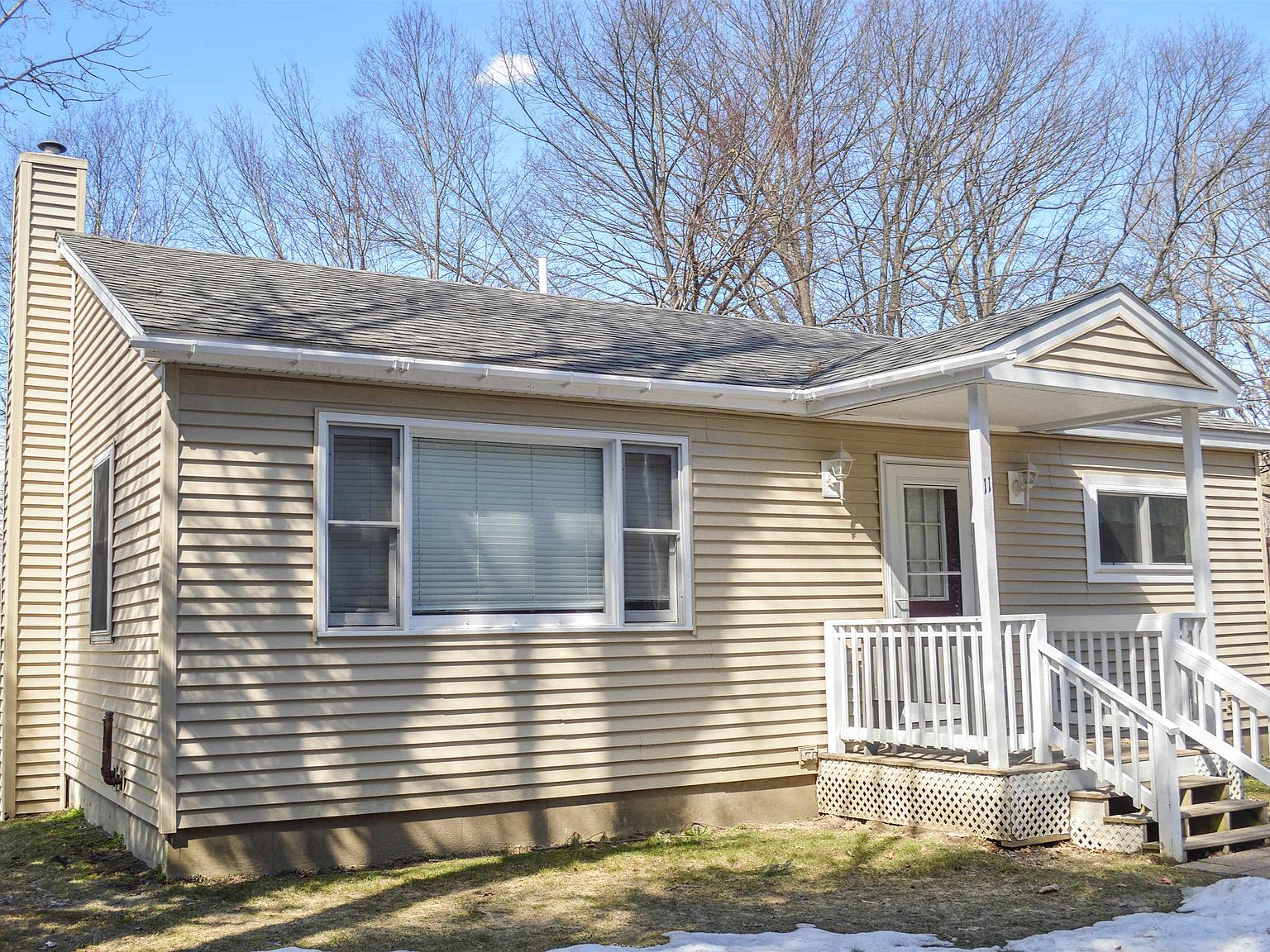 11 Oak Street, North Walpole, NH 03609 Zillow