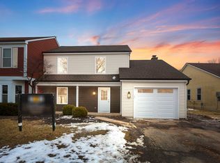 1283 Huntington Dr, Mundelein, IL 60060