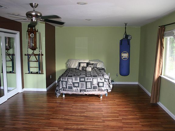 5th image of 77 Bernice Ave