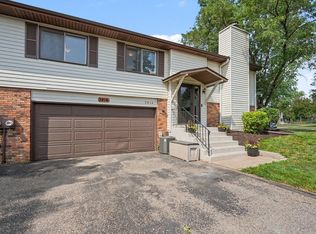 3916 Gershwin Ave N, Oakdale, MN 55128