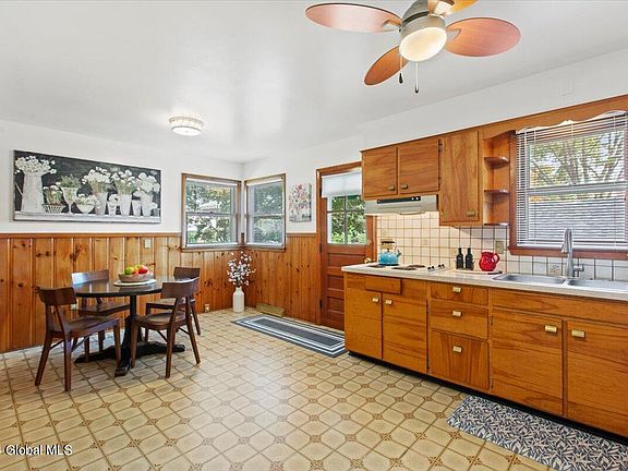 5th image of 43 Glynn Street