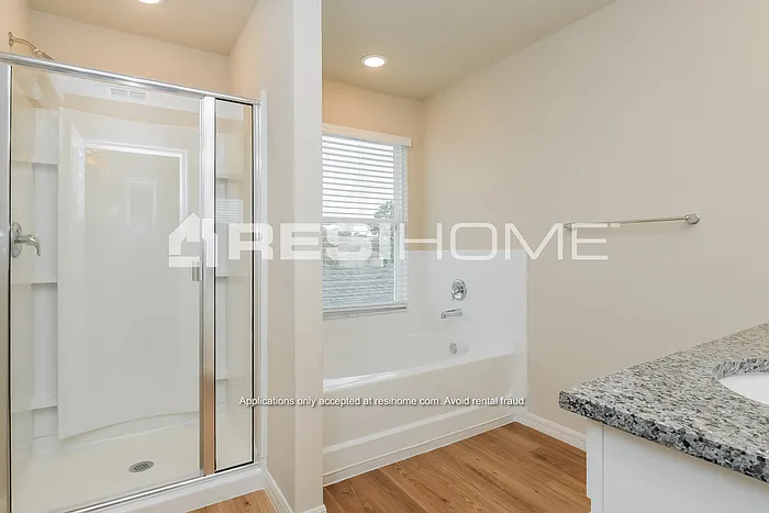 1702 Diane St — Photo 13