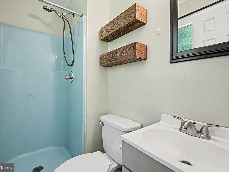 7804 Stafford Hill Ct — Photo 11