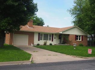 228 E Spinsby St, Montgomery City, MO 63361