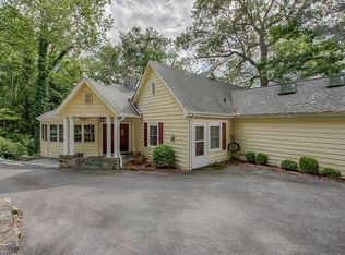 13 Greenview Dr, Waynesville, NC 28786