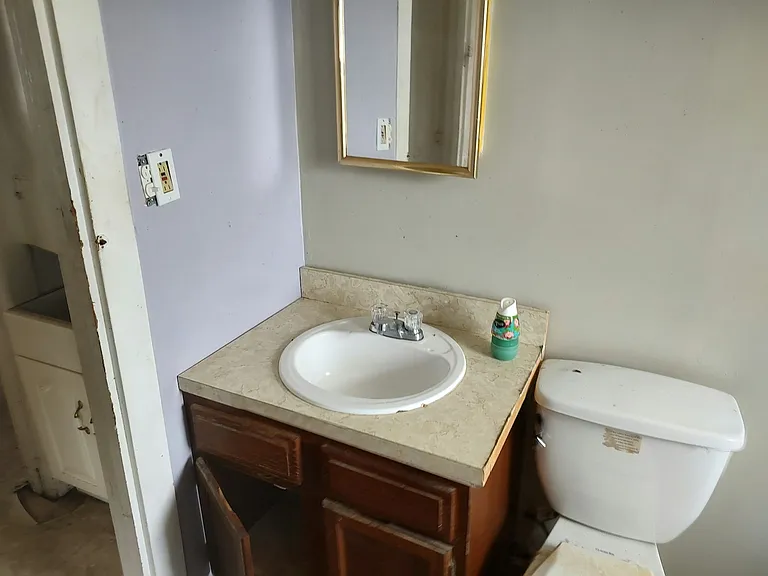 220 S Main St — Photo 10