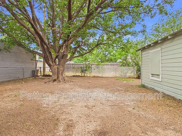 4308 S Jackson St — Photo 23