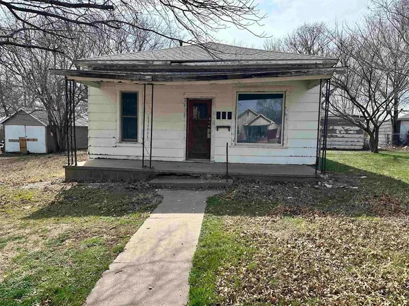 417 W East Ave #F, Kingman, KS 67068