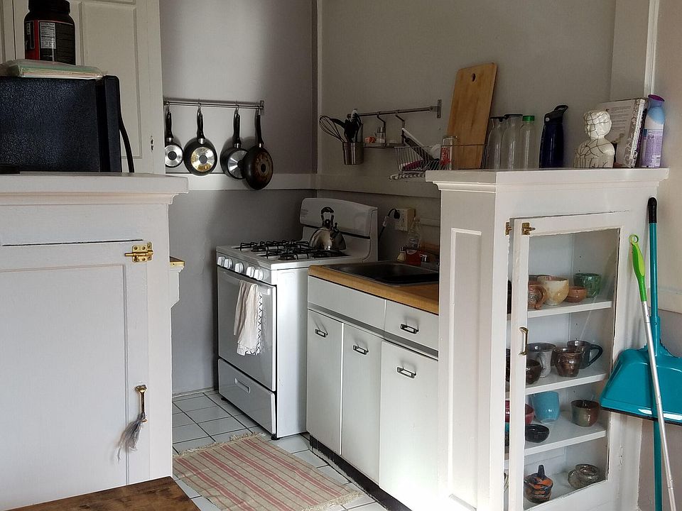 1st image of 327 N Taylor Ave