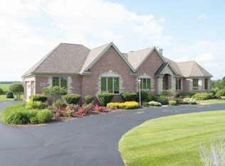 9373 Hayrack Trl, Stillman Valley, IL 61084