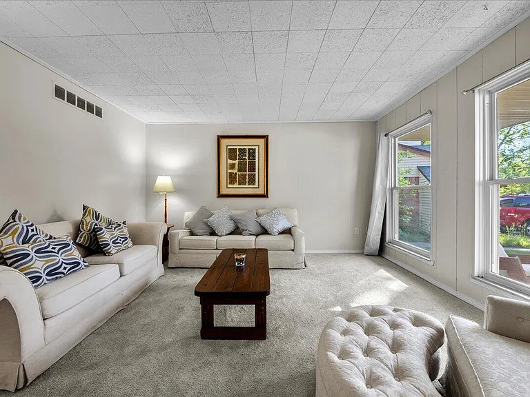 6155 Porteridge Ln — Photo 4