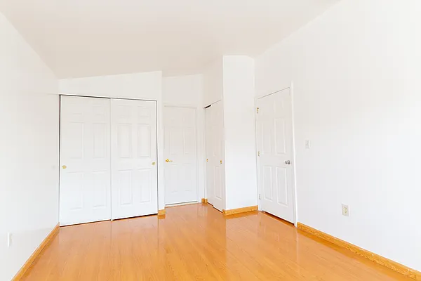 Rented by Century 21 American Homes | media 26