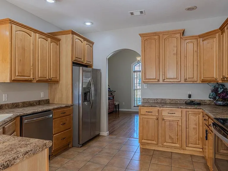 4600 Stillwater Ct — Photo 2