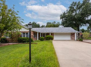 2419 Horseshoe Rdg, Cape Girardeau, MO 63701