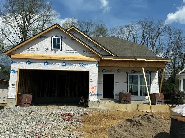 1140 Greens Dr, Simpsonville, KY 40067