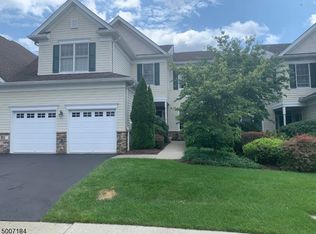 14 Jade Cir, Denville, NJ 07834