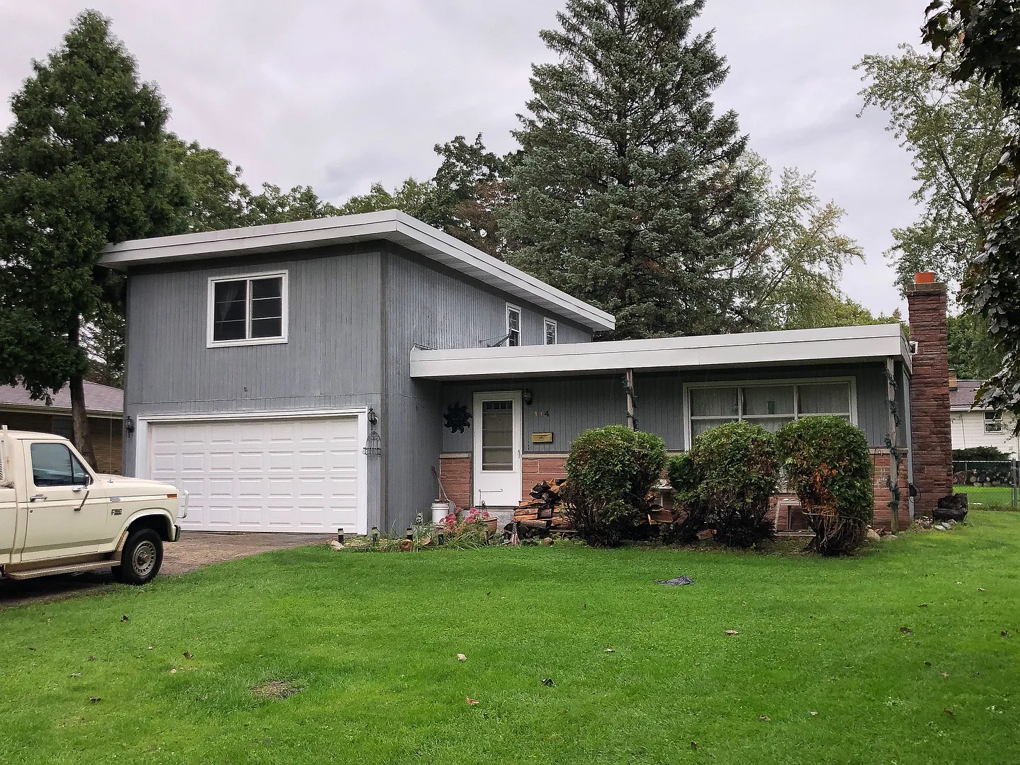 114 Aldis Dr photo 1
