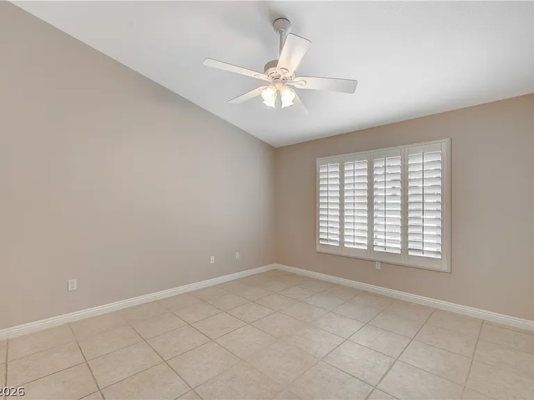 10609 Paradise Point Dr — Photo 21
