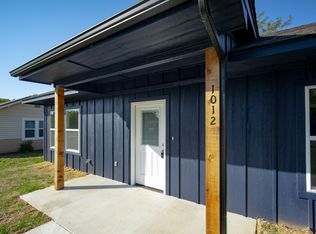 1012 W Hayes St, El Reno, OK 73036