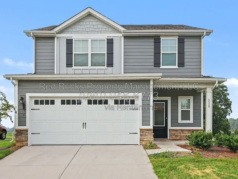 4528 Hornyak Dr