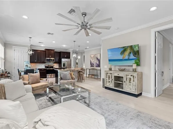 28026 Sosta LN #4, BONITA SPRINGS, FL 34135