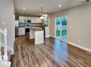 305 Kear St, Lockbourne, OH 43137
