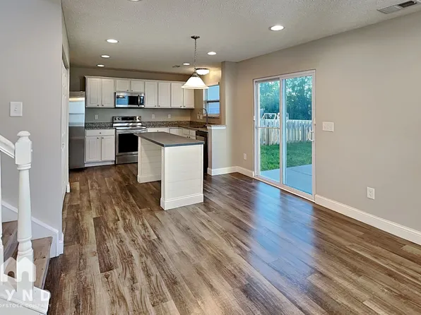 305 Kear St, Lockbourne, OH 43137
